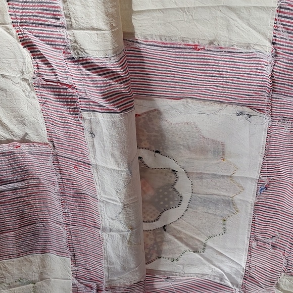 Handmade Quilt Top Vintage Made by Grandma Quilt Top Only Vintage Material - Picture 14 of 15